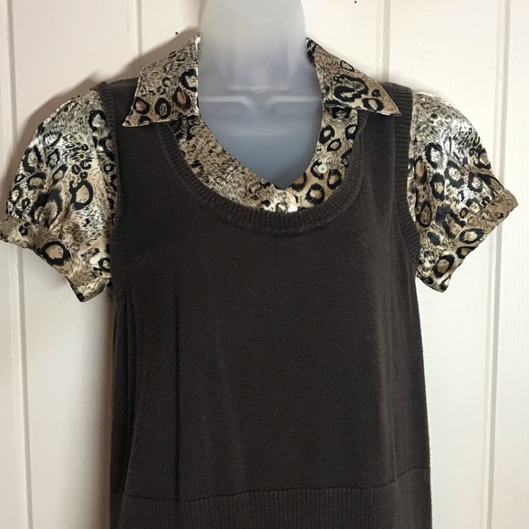 AGB Brown & Cheetah Animal Print Blouse
Size Large 10 - 12
55% Ramie 45% Cotton - Picture 5 of 12